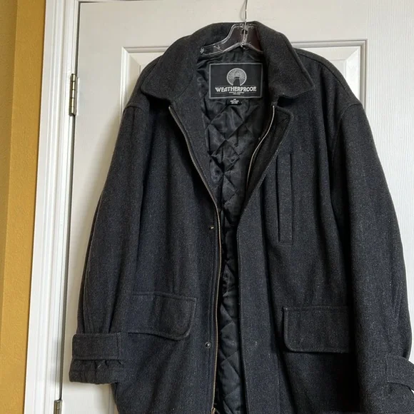 Weatherproof jacket - Picture 9 of 16